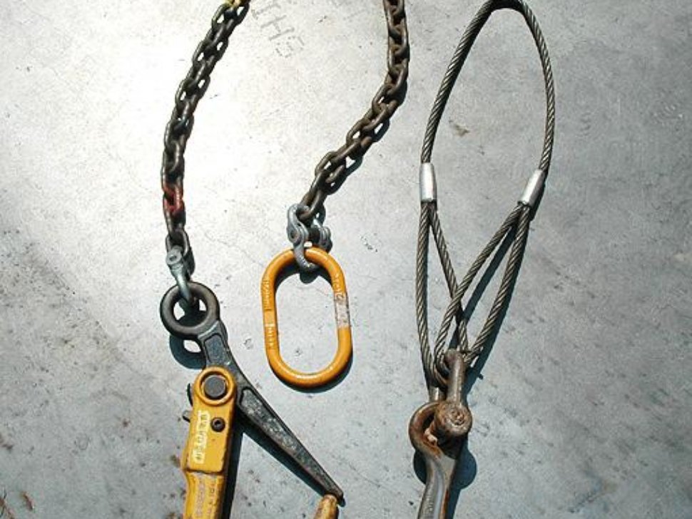Wire Rope Sling vs Chain Sling: Key Differences & Buying Guide
